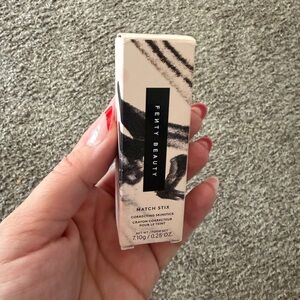 Fenty Beauty Match Stix Correction Stick
